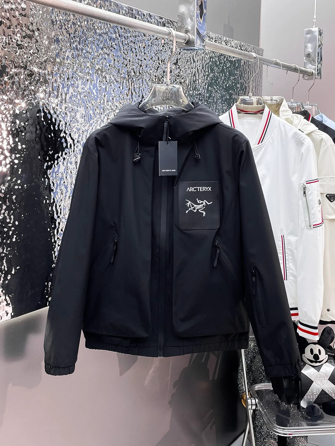 Same Style， ， ！2026 New Arrival ，Original Premium ！ Breathable ， ， ， Quality。 ！ ， ！Sizes：M～3XL